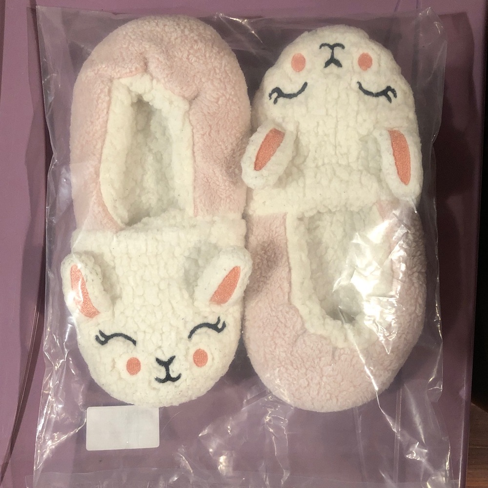 Cozy Pink & Cream Bunny Slipper socks - Picture 3 of 9